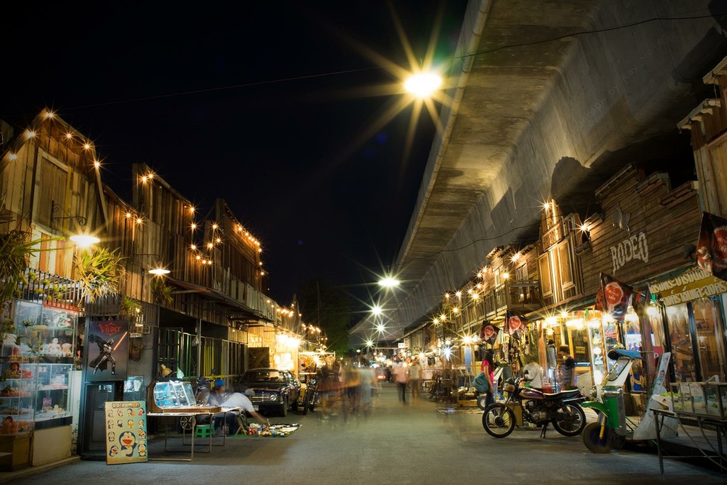 Cowboy Zone ณ ชุมทางสยามยิปซี ใกล้สถานีบางซ่อน