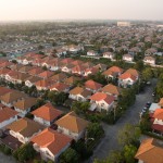 อสังหาฯ ปี 60 เปิดต่ำสุดในรอบ 5 ปี บ้านเดี่ยวไร้อนาคต เหตุราคาแพงเกินกำลังซื้อ