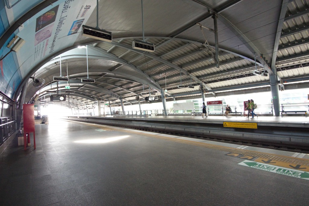 รถไฟฟ้าแอร์พอร์ต เรล ลิงค์ สถานีรามคำแหง อีกหนึ่งปัจจัยที่ทำให้ผู้อยู่อาศัยเข้าเมืองได้สะดวก