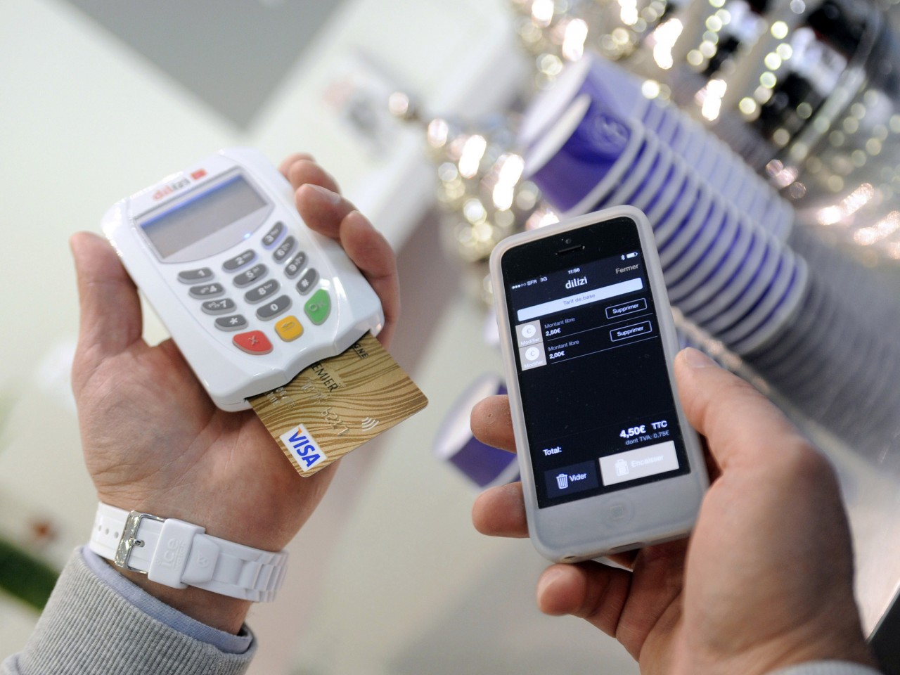 Going Cashless Could Greatly Benefit Bangkok