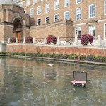 Britain's Protest Malaysian Developer By Sending Floating Briefcases Of RM10 Down Bristol River