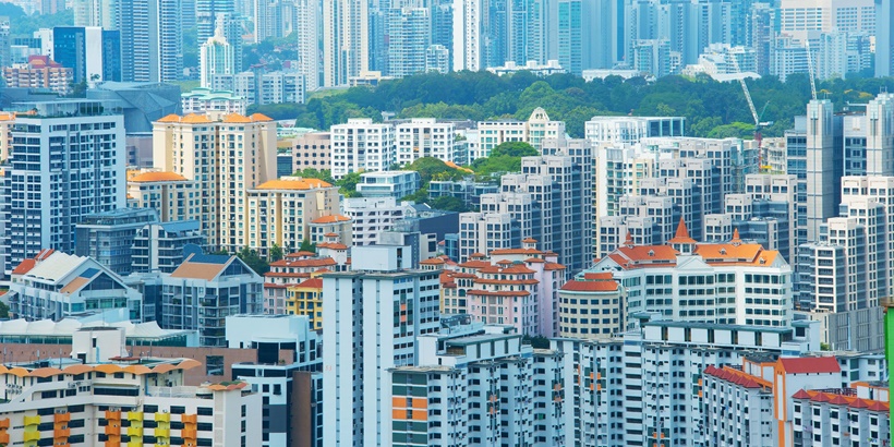 Low interest rates pose risks to property market, warns Heng