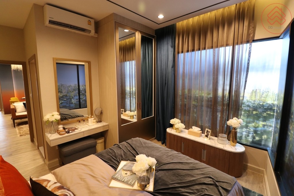 เอกมัย ทองหล่อ อาทิ สุขุมวิท 71 Arti Sukhumvit 71