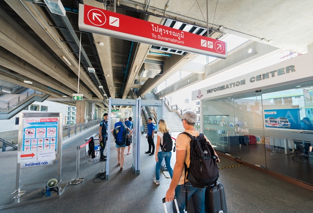 tourists at security check at Phaya Thai skytrain station in Ban