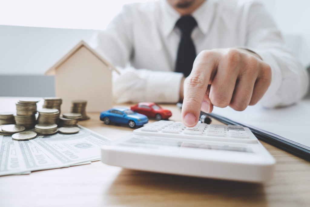 Business Financing Accounting Banking Concept, businessman doing
