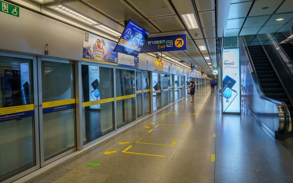 Bangkok curfew travel