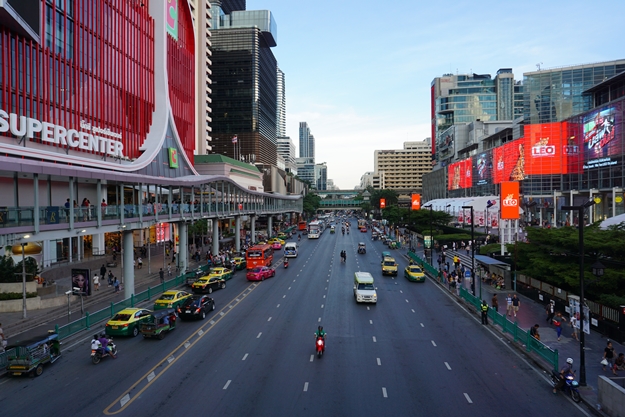 ปรับลด GDP เหลือโต 0.7% จี้ออกมาตรการเพิ่ม พยุงเศรษฐกิจ