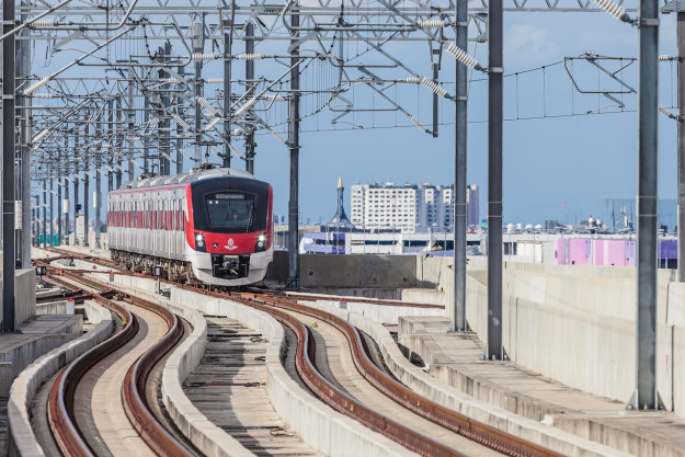 เช็กอสังหาฯ ชานเมือง แนวรถไฟฟ้าสายสีแดง