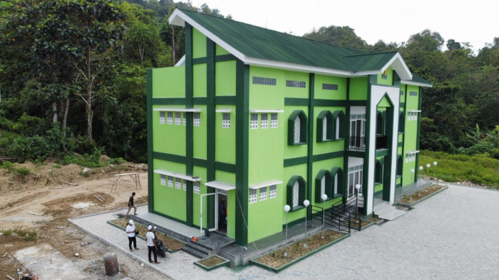 Rusun Untuk Santri Di Poso Diserahterimakan