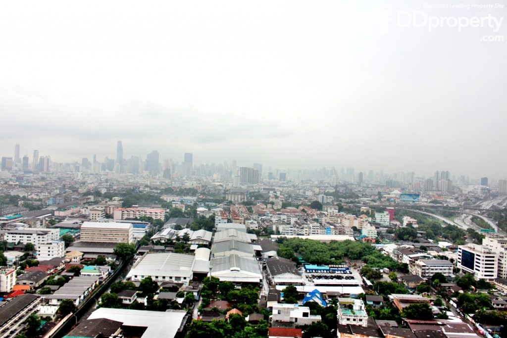 วิวด้านขวา จากห้องตัวอย่าง