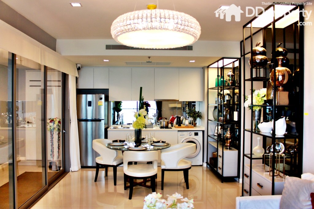 มุมมองจากบริเวณระเบียง