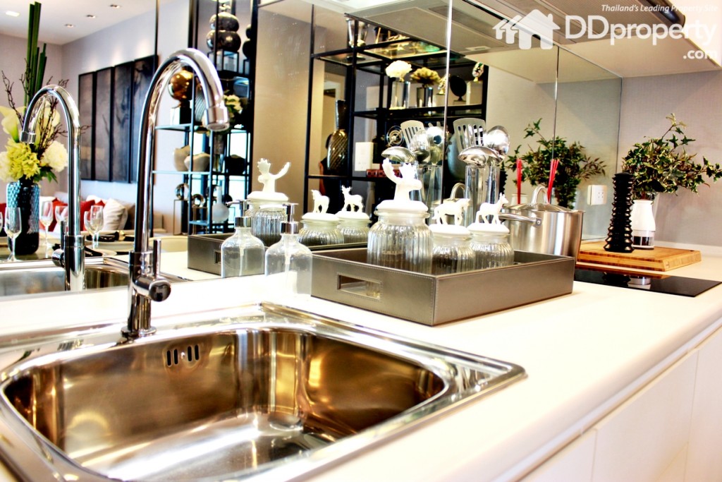 อ่างล้างจาน และเคาน์เตอร์บาร์