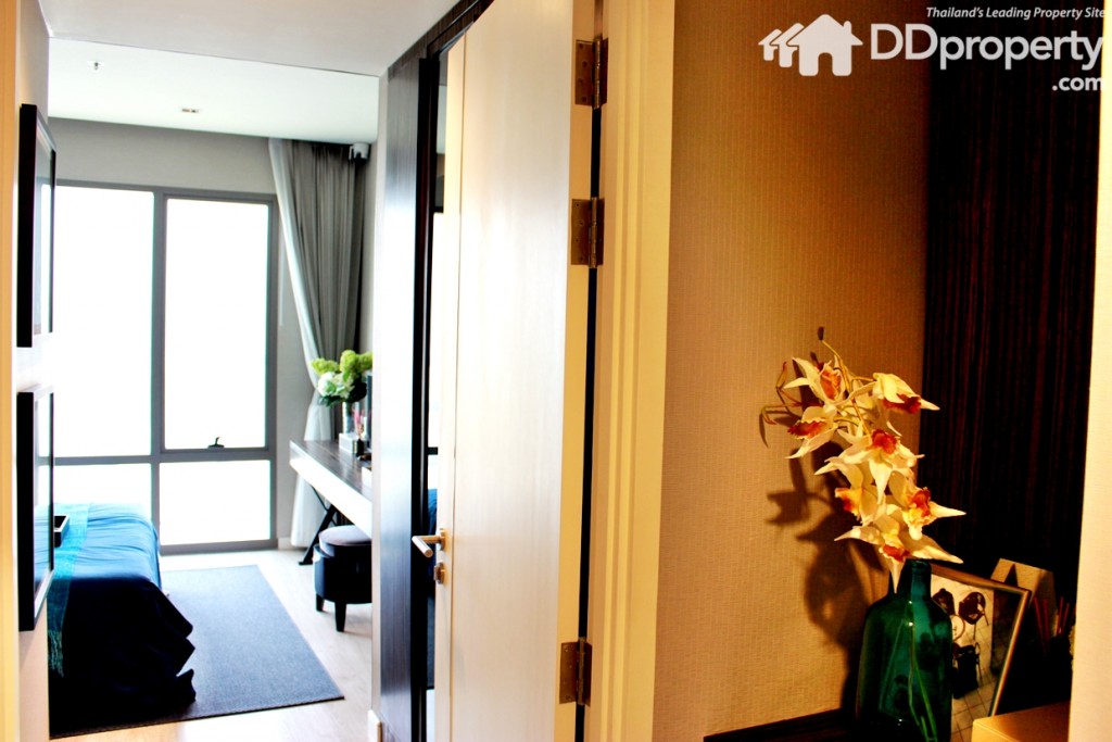 ด้านขาวถูกบิวท์อิน