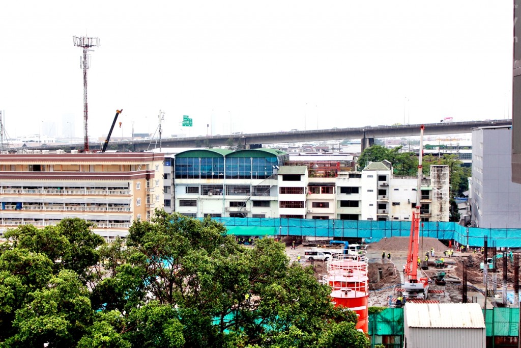 ด้านทิศใต้