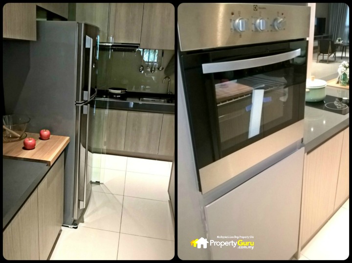Another look at the free Electrolux Fridge and Oven
