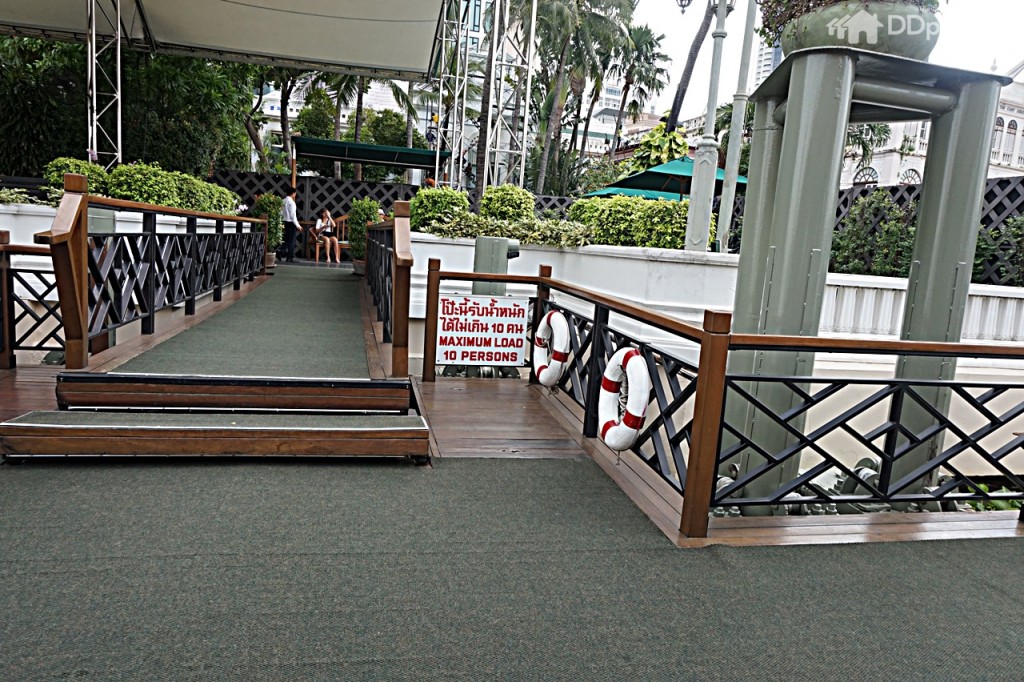 9The Residences at Mandarin Oriental Bangkok Location160-009