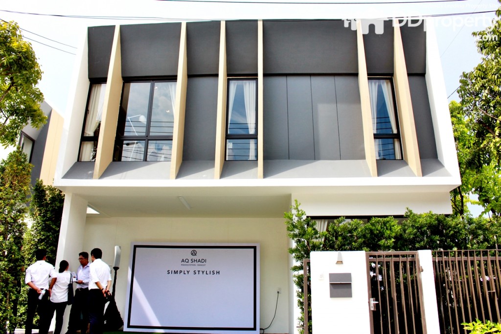 ด้านหน้าของบ้านตัวอย่าง