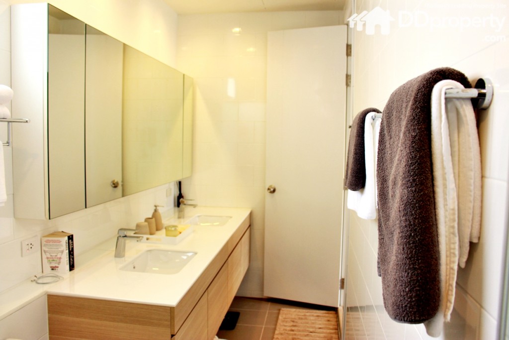 ห้องน้ำเป็นแนวยาว