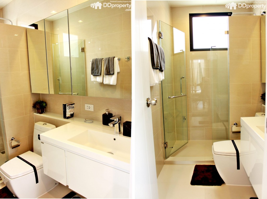 น้ำน้ำภายในห้องนอนใหญ่