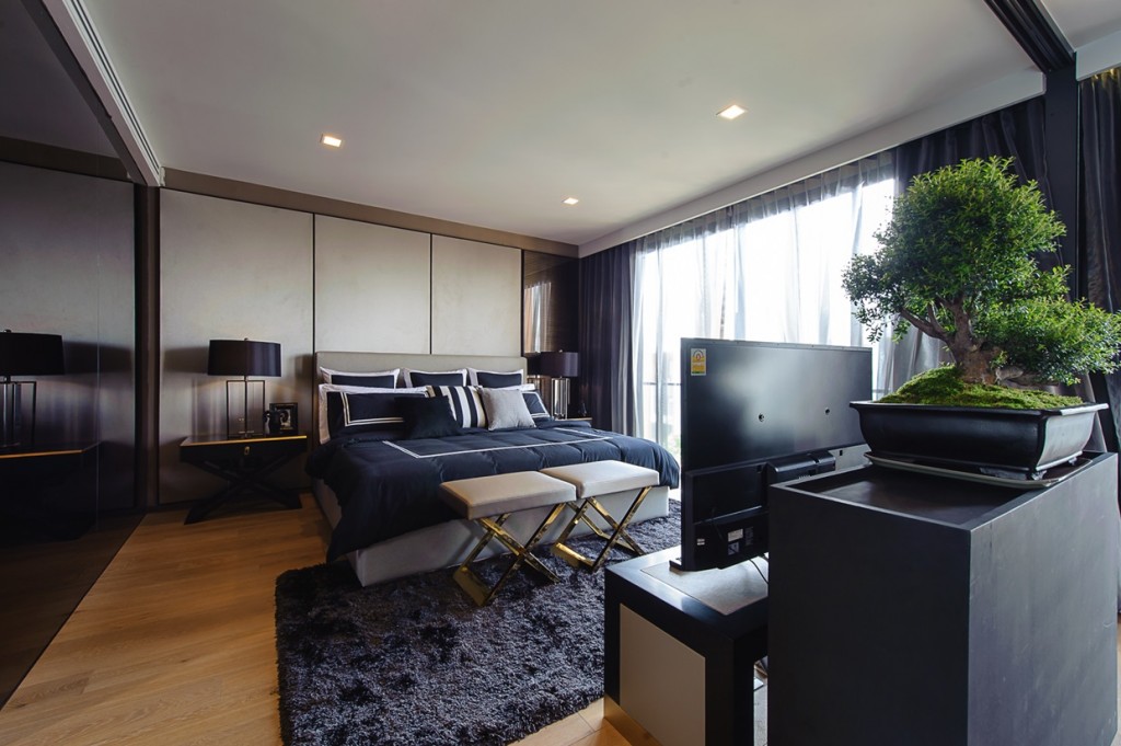 ห้อง Master Bedroom สเปซขนาดใหญ่ Style Penthouse เต็มพื้นที่
