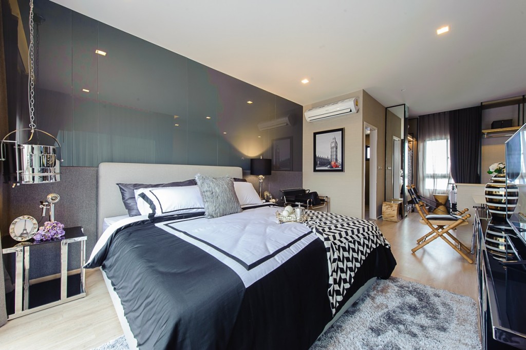 ห้องนอนมีสเปซขนาดใหญ่ Style Penthouse เต็มพื้นที่บนชั้น 3