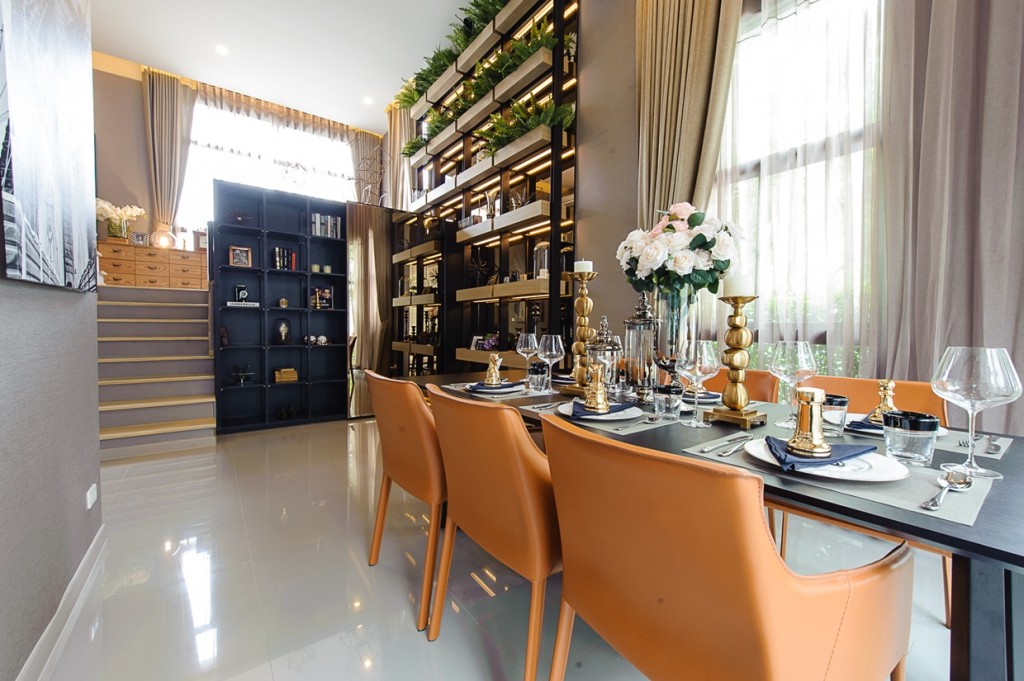 พื้นที่ใช้สอยกว่า 185 ตร. ม. 