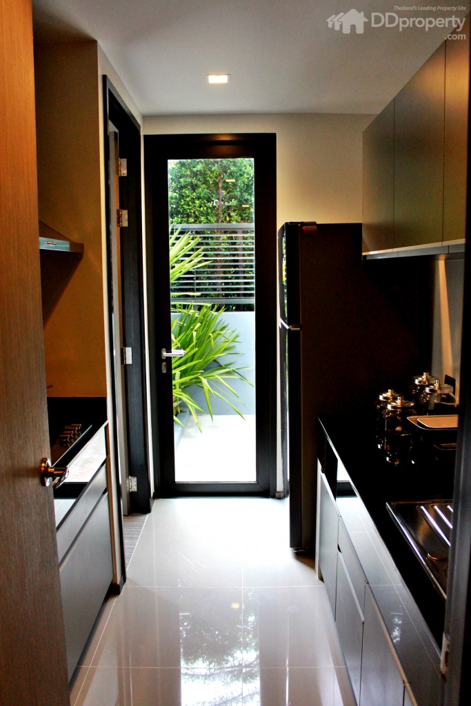 ห้องครัวชั้นล่าง