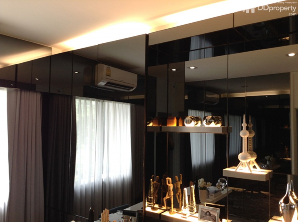 Baan Klang Muang Vibhavadi 64p106-057