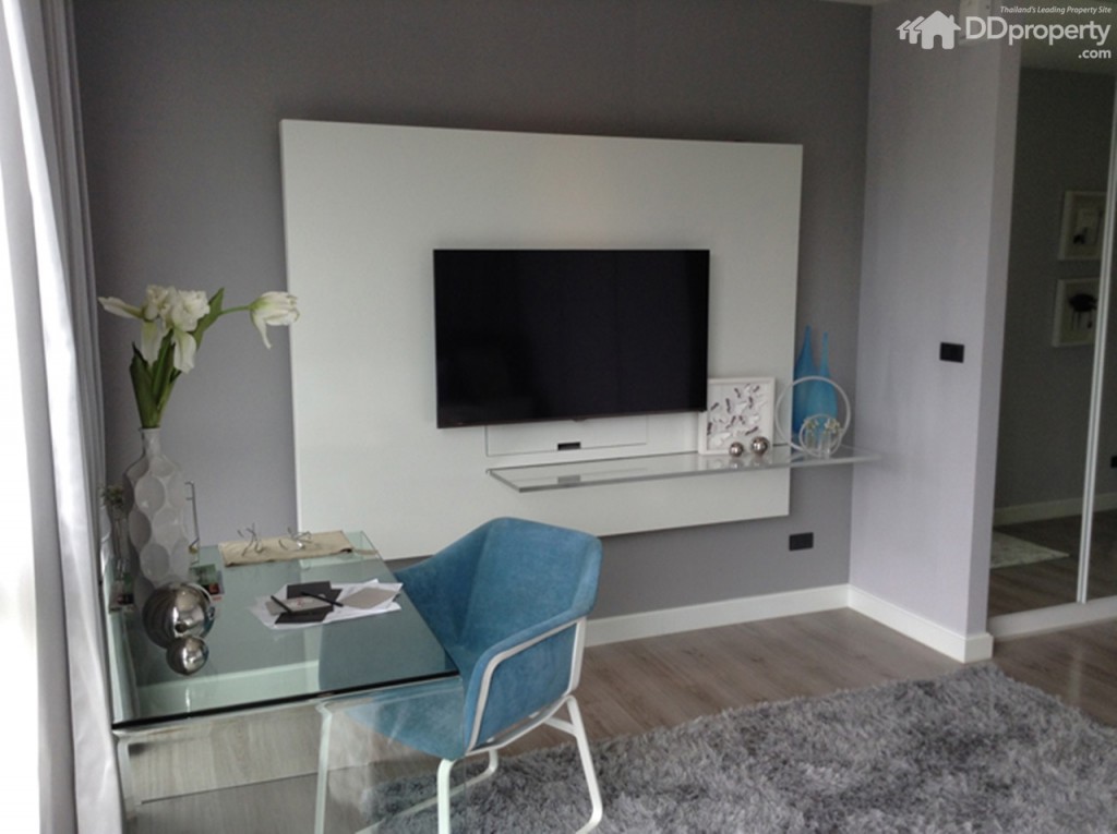 Baan Klang Muang Vibhavadi 64p112-063