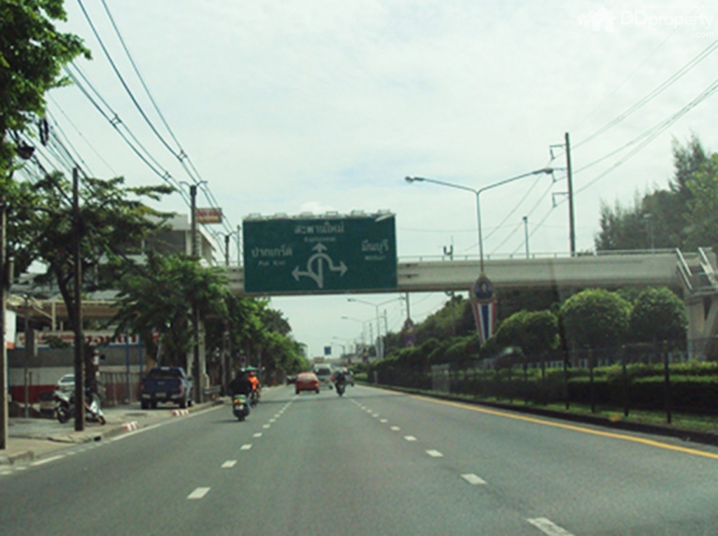 Baan Klang Muang Vibhavadi 64p12-017