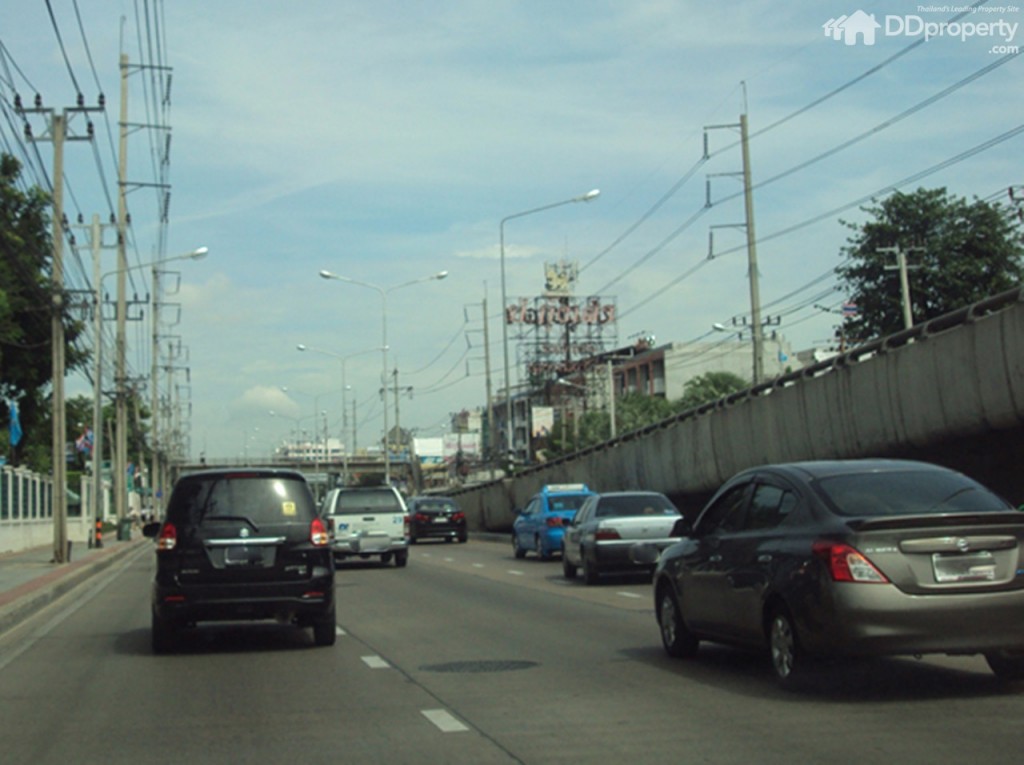 Baan Klang Muang Vibhavadi 64p17-022