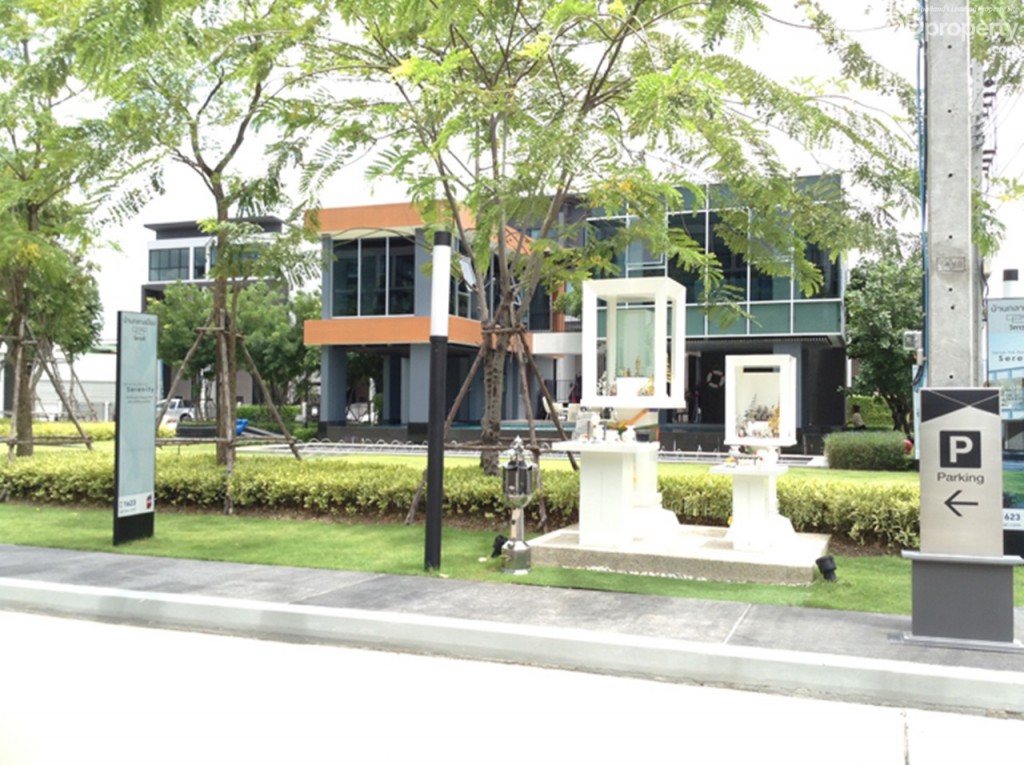 Baan Klang Muang Vibhavadi 64p40-037