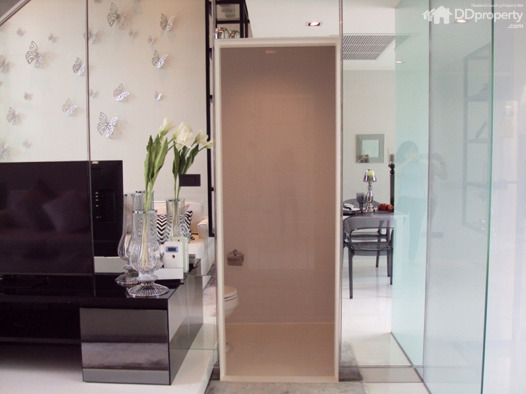 Baan Klang Muang Vibhavadi 64p63-013