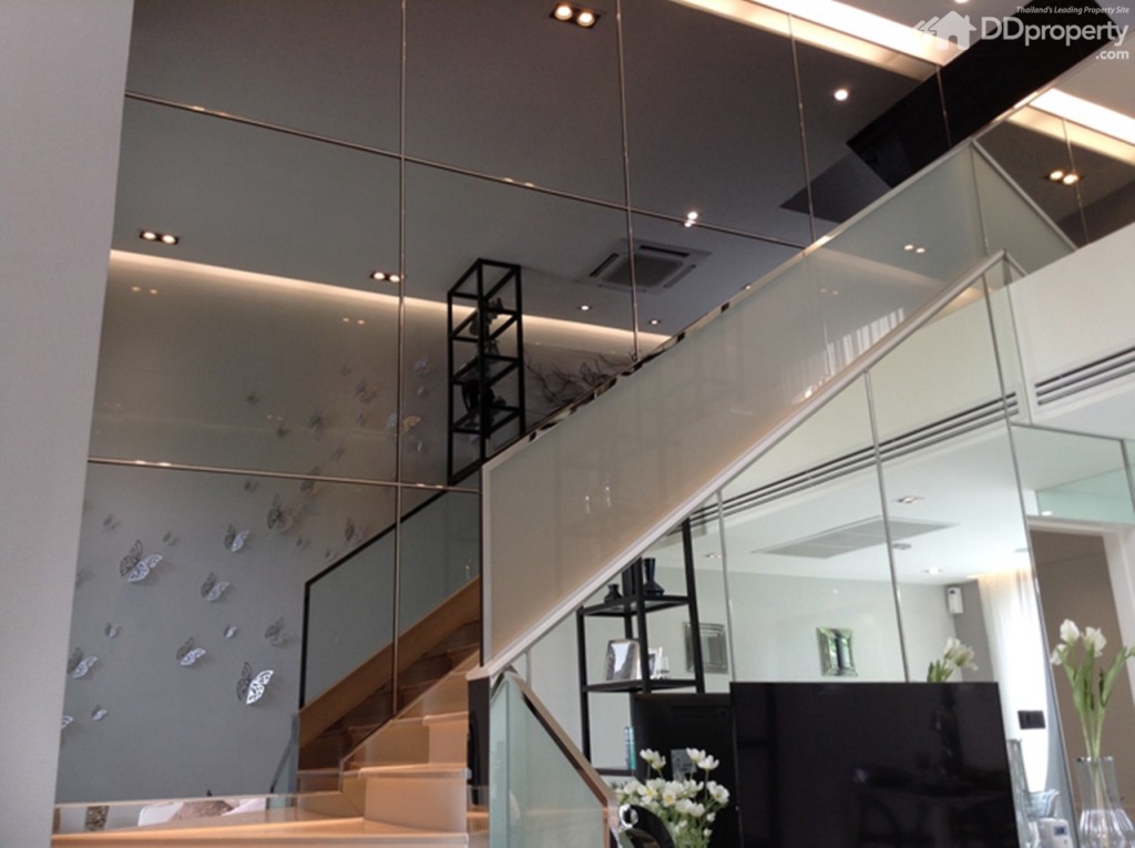 Baan Klang Muang Vibhavadi 64p76-027