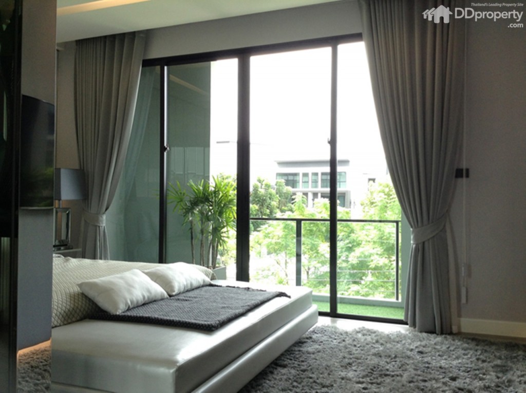 Baan Klang Muang Vibhavadi 64p95-046