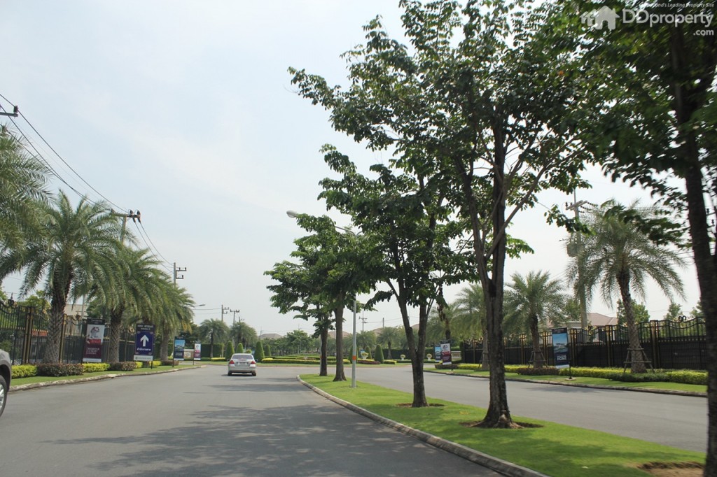 Bliss Exterior3 IMG_0254-003