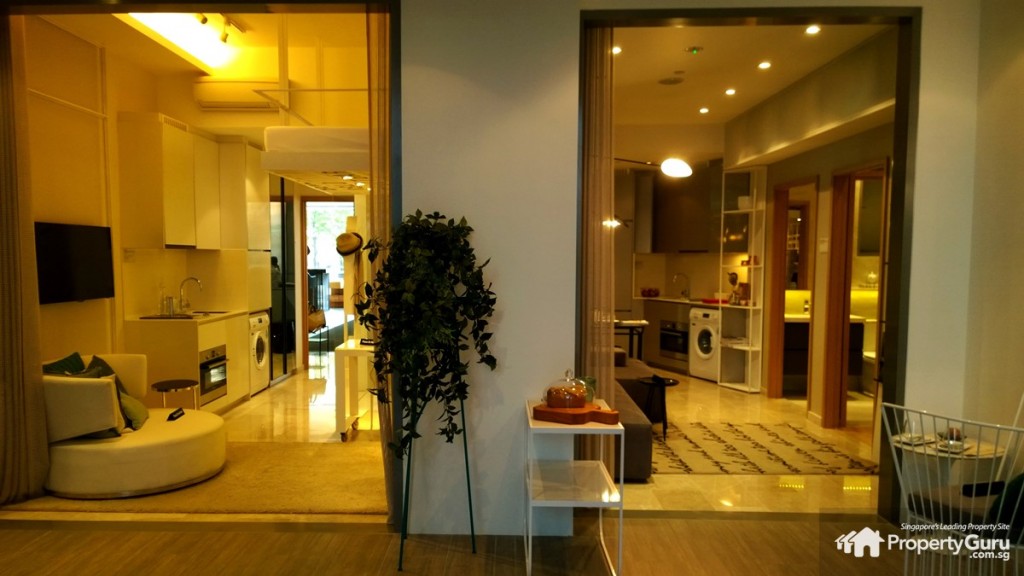 City Gate showroom dual-key setup