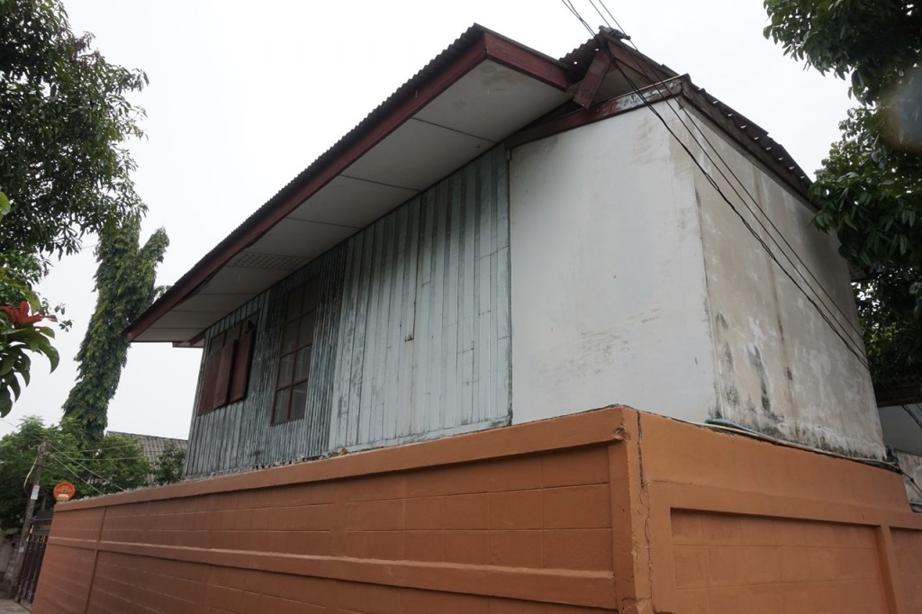 Ideo Mobi Charan Back View3-003