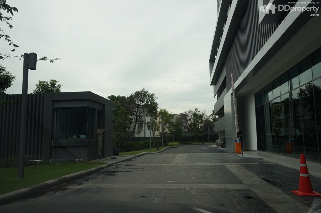 Ideo Mobi Charan Inside ViewDSC01064-002