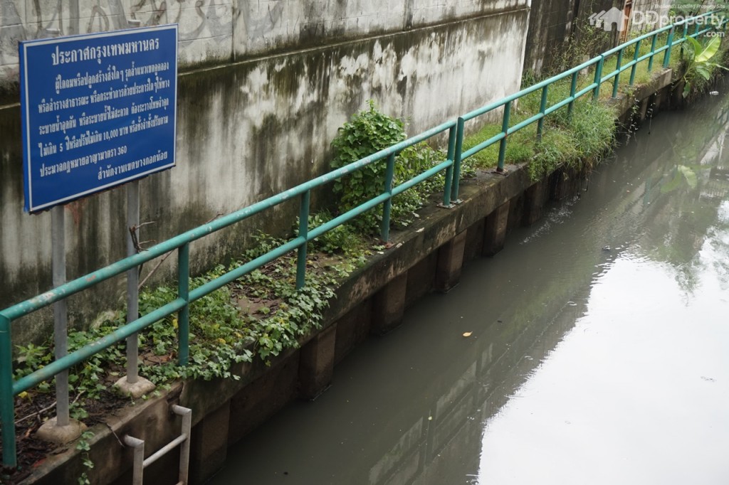 Ideo Mobi Charan Left ViewDSC01133-002