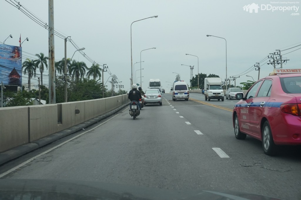 Ideo Mobi Charan LocationDSC01021-005