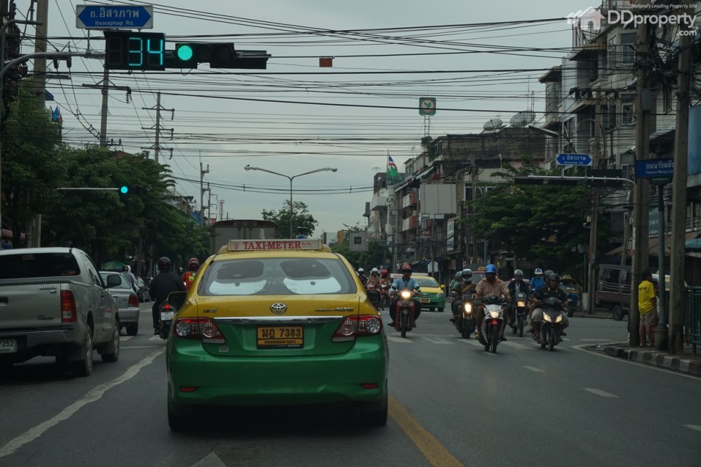 Ideo Mobi Charan LocationDSC01030-008