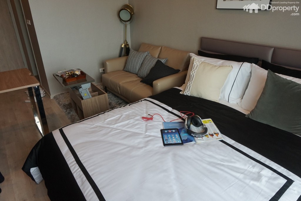 Ideo Mobi Charan Room 1DSC01288-020