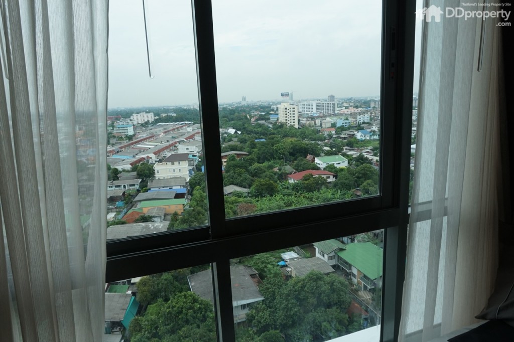 Ideo Mobi Charan Room 3DSC01368-014