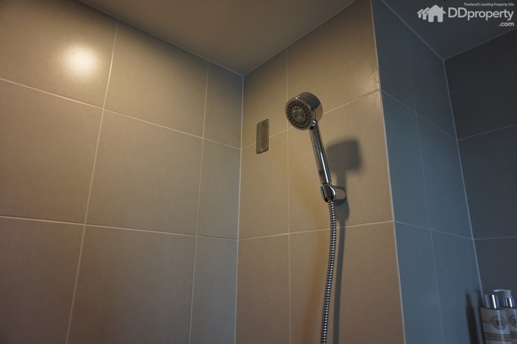 Ideo Mobi Charan Room 3DSC01377-022