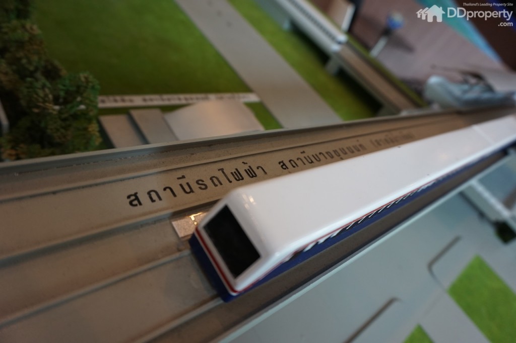 Ideo Mobi Charan Sale Gallery5-005