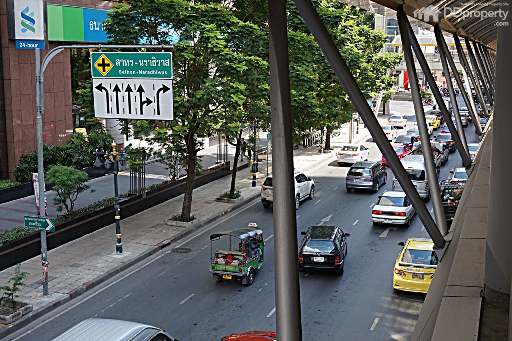 Issara CollectionIssara Collection 001-030