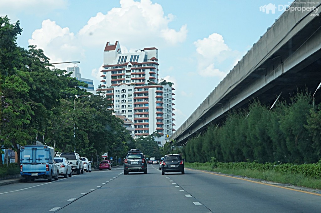 Issara CollectionIssara Collection 011-040