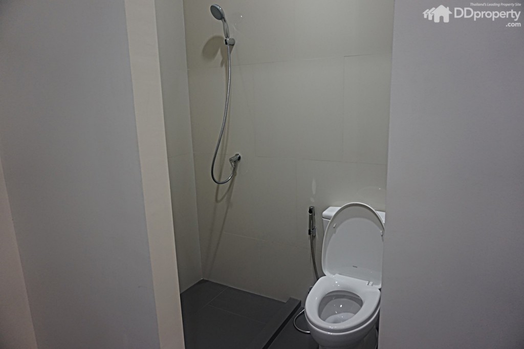 Issara CollectionIssara Collection 062-091