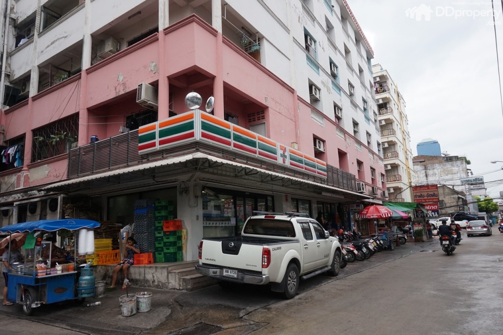 Kes Ratchada Logo11-008